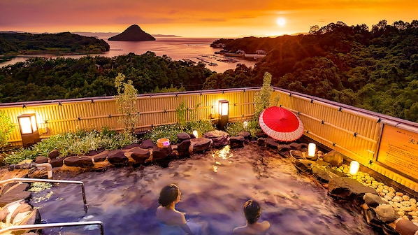 Hot springs - Ooedo Onsen Monogatari Amakusa Hotel Kameya (Kamiamakusa)