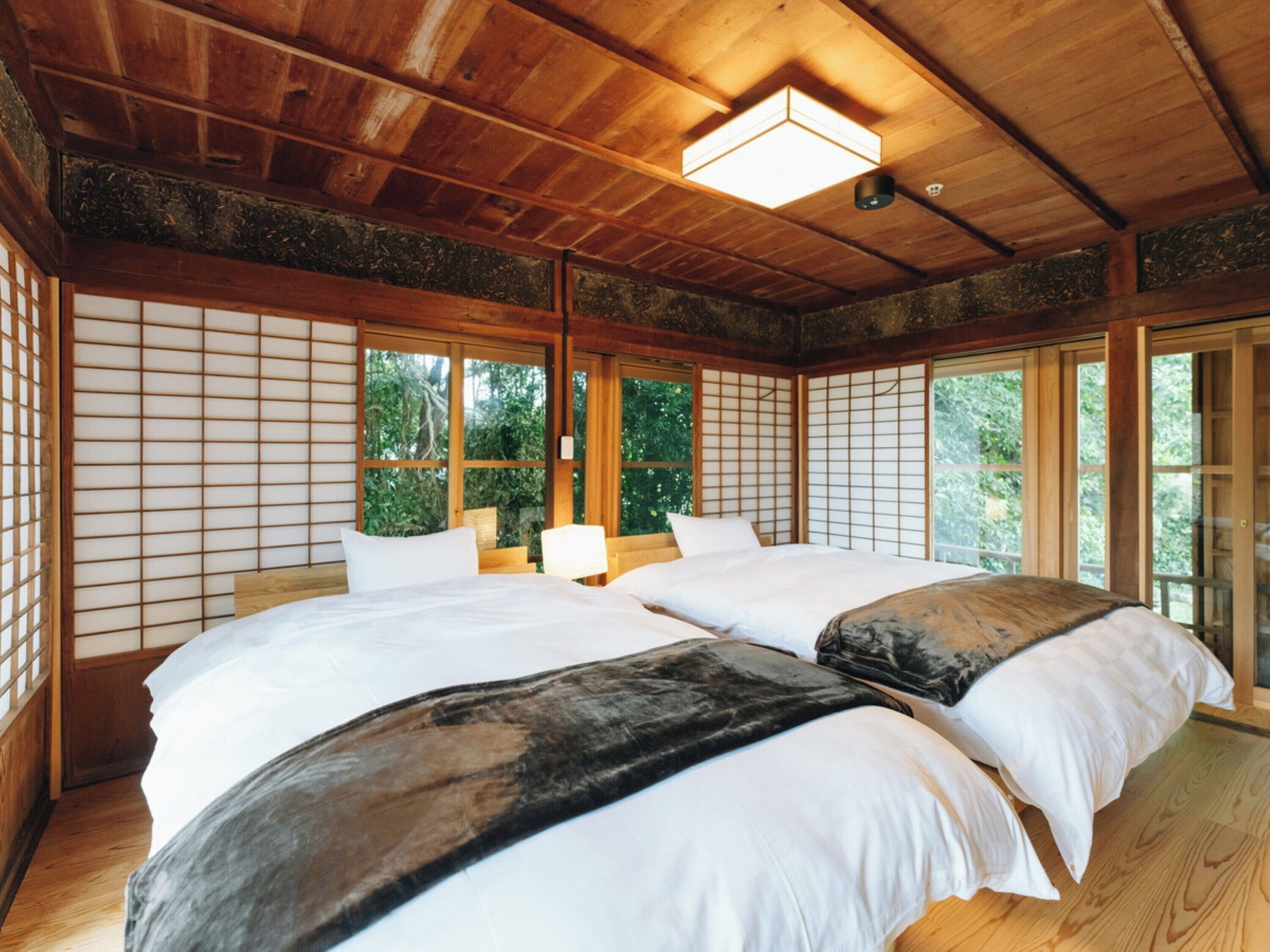 Decoración personalizada, muebles diferentes y wifi gratis 