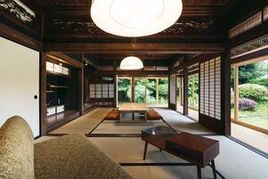 (SHIZUKA) with cypress bath, for 4 people | Individually decorated, individually furnished, free WiFi, bed sheets