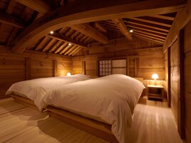 Traditional House | Free WiFi, bed sheets