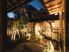 Standard Twin Room | Free WiFi, bed sheets