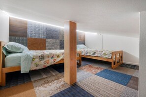 3 bedrooms, free WiFi, bed sheets