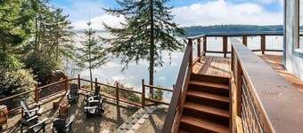 Harstine Beach House