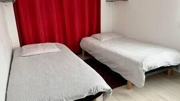 2 makuuhuonetta, Wi-Fi, vuodevaatteet