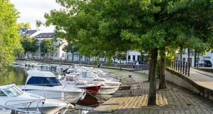 Appartement Cosy à Nantes Avec Jacuzzi et Terrasse Privative