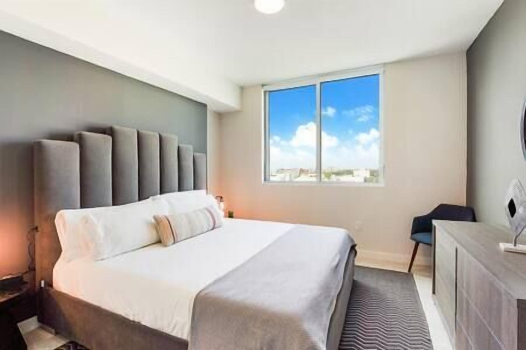 Beautiful apt 2b amenities