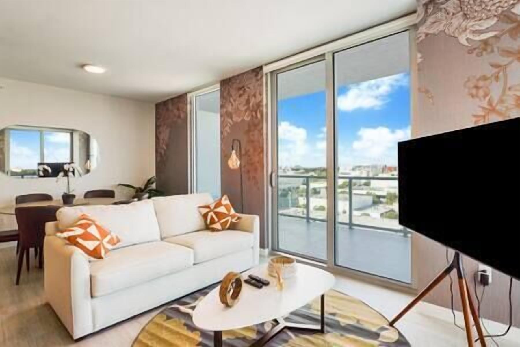 Brandnew Condo with free parking