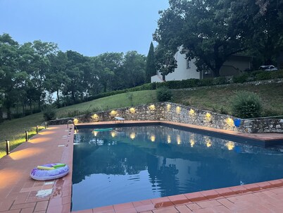 Tuscan villa hill and sea view 10 minutes from the beach with pool, park privacy