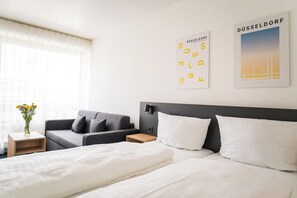Estudio Deluxe | Escritorio, sistema de insonorización, wifi gratis y ropa de cama