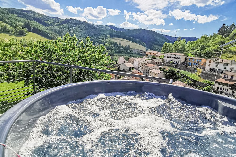 Domaine de la Rue de la Tour SAS
