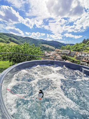 Bubbelpool och massage