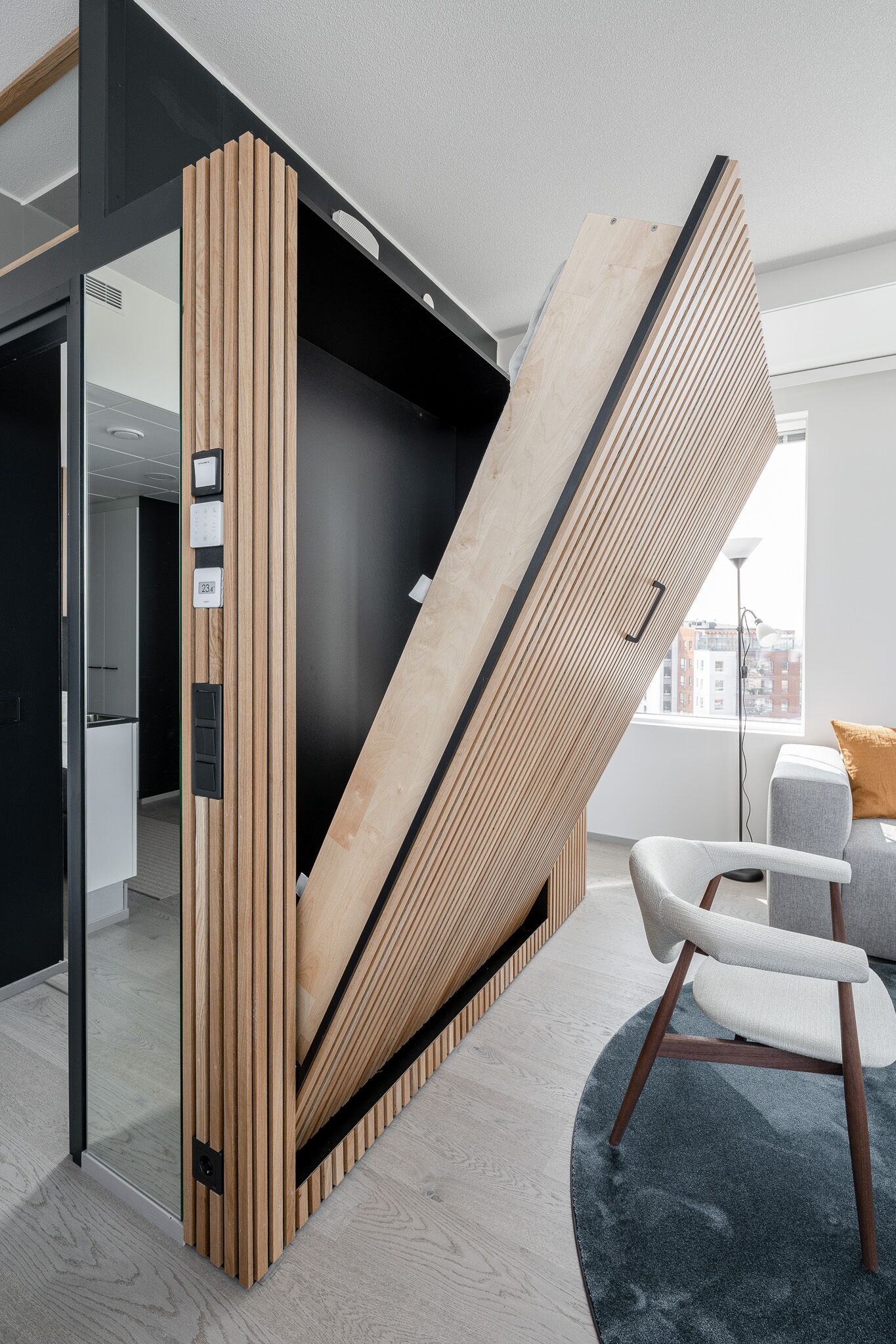 Appartement Deluxe | Coin séjour | Télévision à écran plat de 39 pouces avec chaînes par câble, télévision