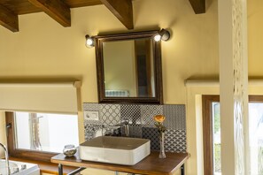 Romantic Apartment (La Llonga) | 2 bedrooms, free WiFi