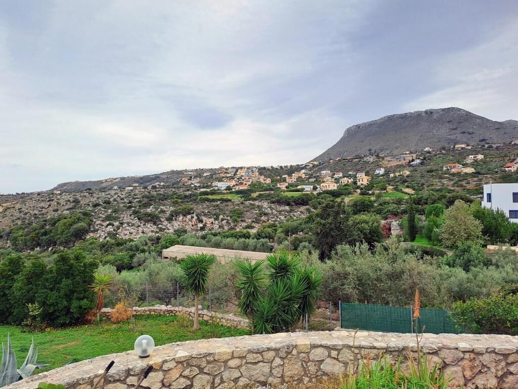 BH409 - R25 - Villa Chania