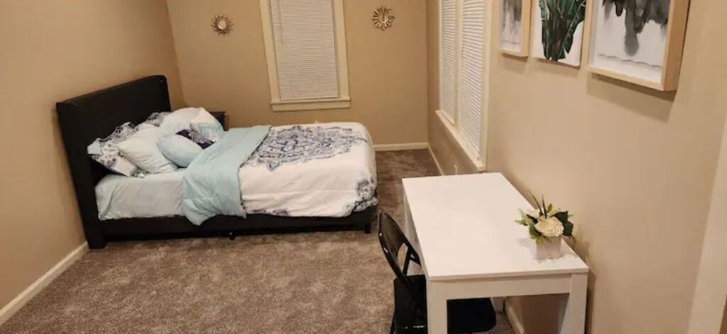 Comfy 3brd in Cleveland Heights