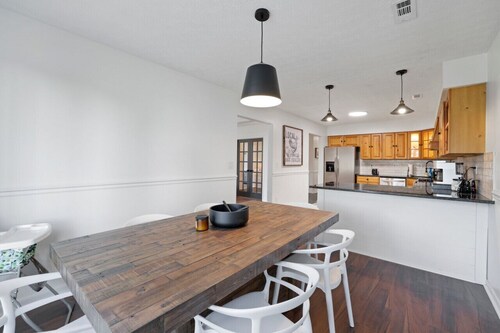 Buckeye Lake: Chicks on Canal