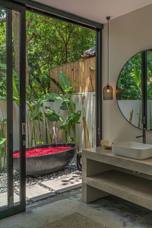 Villa superior | Baño | Secadora de cabello y toallas 