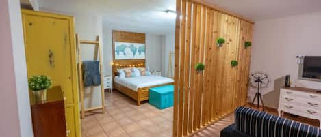 1 bedroom, iron/ironing board, free WiFi, bed sheets