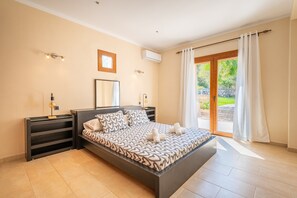 6 habitaciones, tabla de planchar con plancha y wifi gratis 