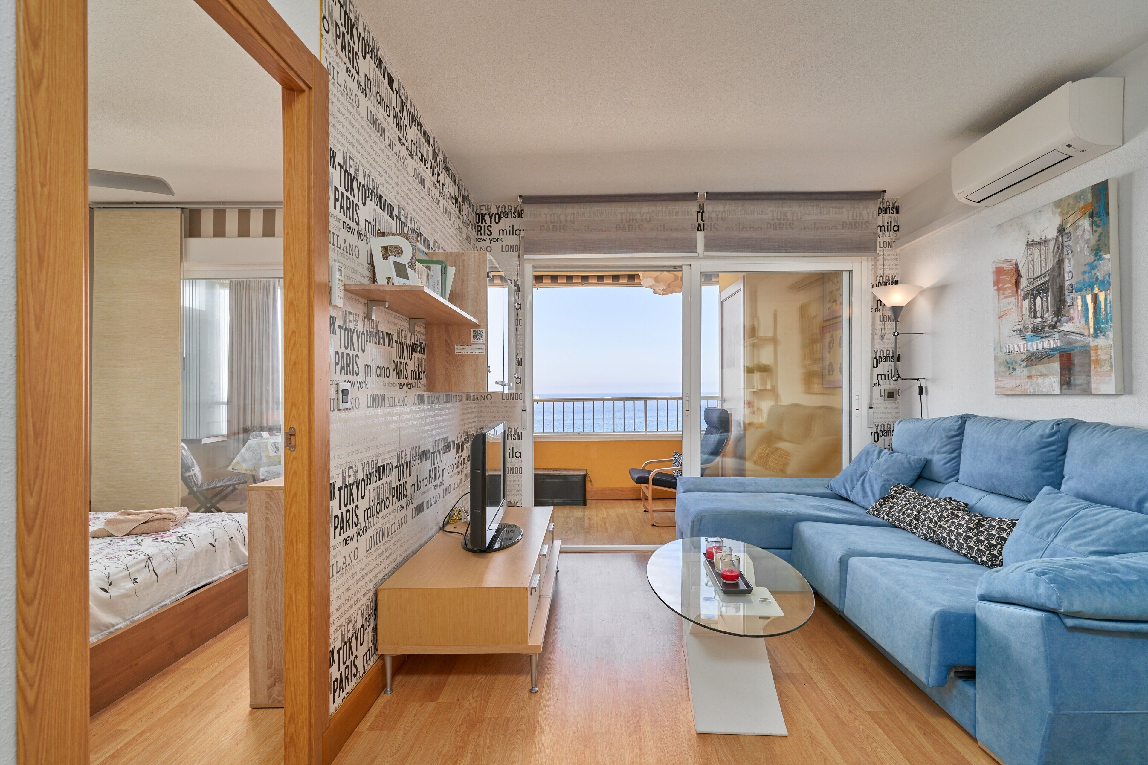 2 slaapkamers, een strijkplank/strijkijzer, gratis wifi, beddengoed