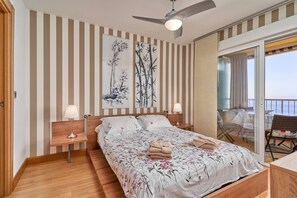 2 chambres, fer et planche à repasser, Wi-Fi gratuit, draps fournis