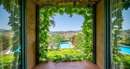 Holiday Home 'Bonastre' with Mountain View, Private Pool and Wi-Fi