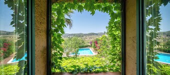 Holiday Home 'Bonastre' with Mountain View, Private Pool and Wi-Fi