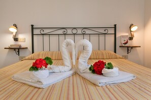 1 slaapkamer, een strijkplank/strijkijzer, gratis wifi, beddengoed