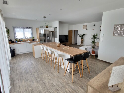 La Zenitude, a beautiful single-storey property with well-appointed features