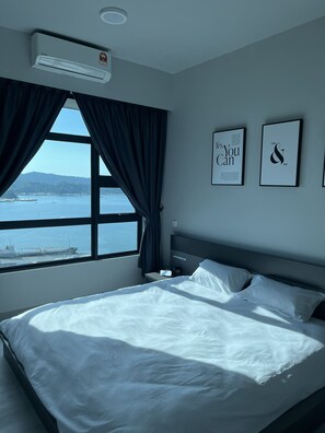 2 bedrooms, internet, bed sheets - Stunning Homestay | 25th floor Sea & Sunset view | City Center (Kota Kinabalu)