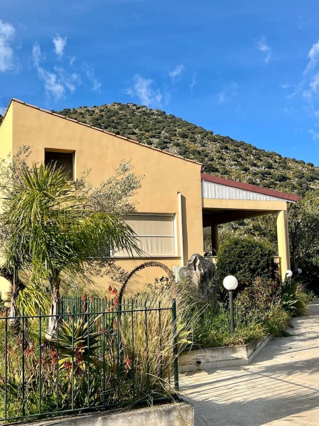 Villa surrounded by nature