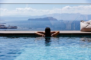 Beheizter Pool