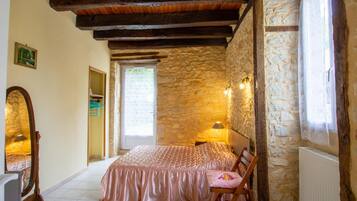 2 chambres, lit parapluie