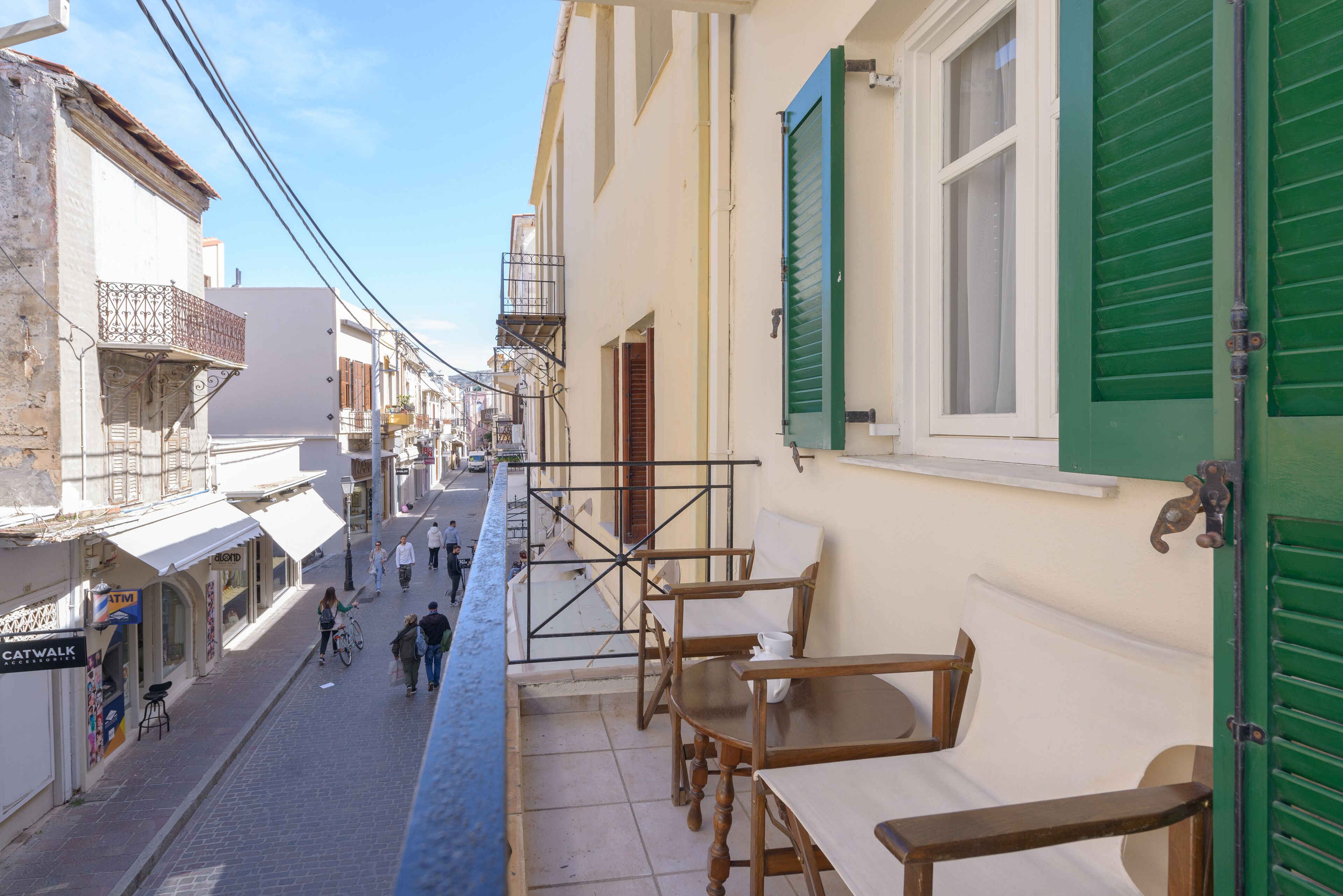 Superior-Stadtwohnung | Balkon