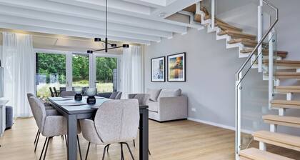 Großes Maisonette-ferienapartment in Toplage an der Ostsee mit Terrasse & Balkon