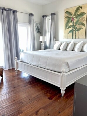 3 bedrooms, iron/ironing board, free WiFi, bed sheets - Beachfront, Pool, Spa, Pet Friendly, Elevator, Decks, fire pit, Games! (Saint George Island)