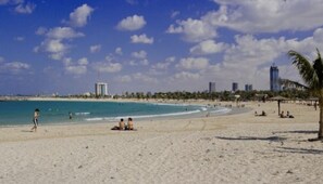 Beach - BEACH VIEW, COZY 2BR APARTMENT (Sharjah)