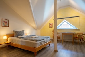 3 Schlafzimmer, Reisekinderbett, kostenloses WLAN