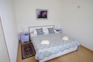 1 chambre, coffres-forts dans les chambres, lit parapluie, Wi-Fi gratuit