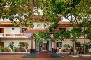 Konaklama yerinin ön cephesi