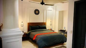 Standard-Doppelzimmer | Schreibtisch, schallisolierte Zimmer