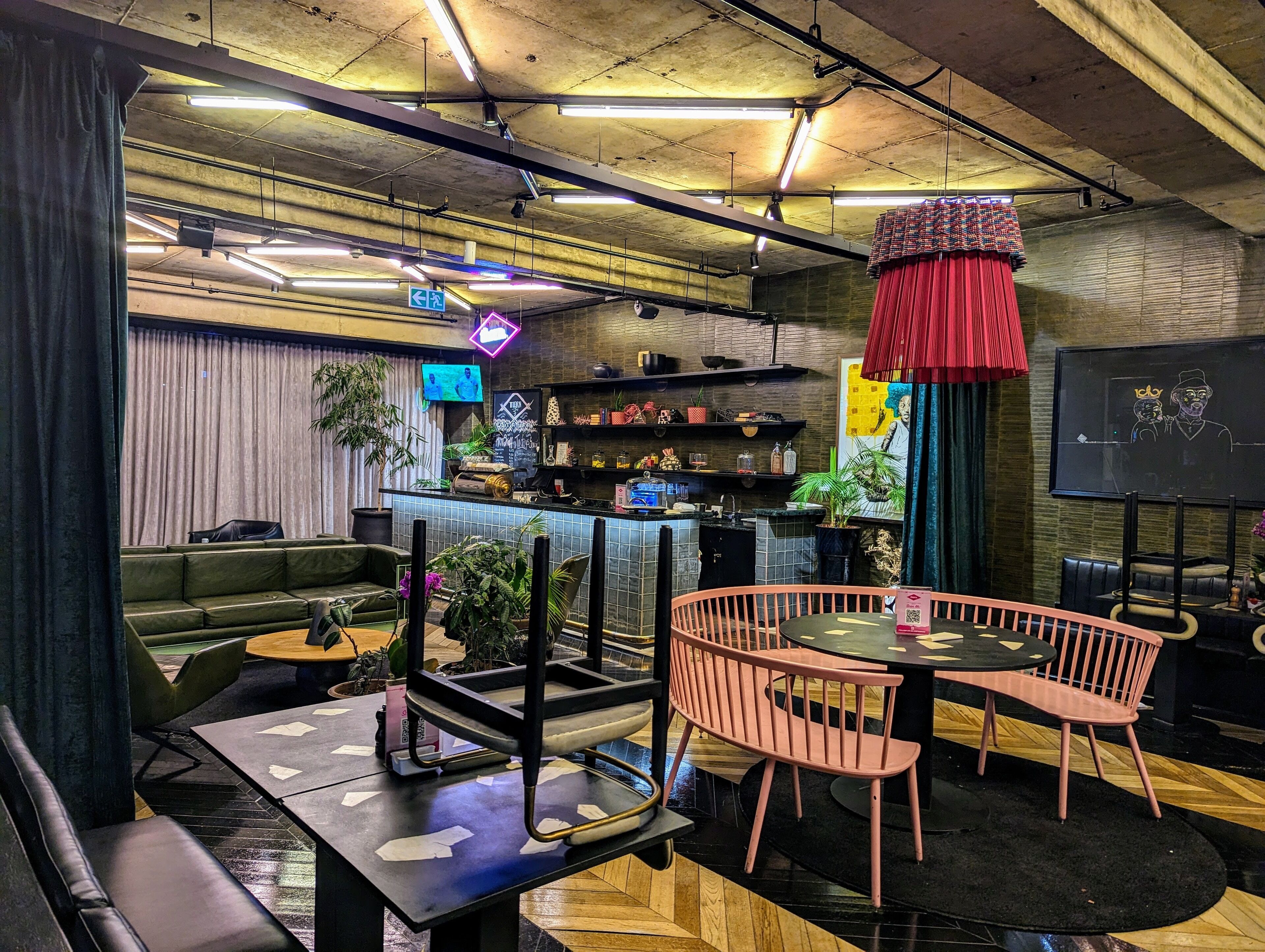 Bar (en la propiedad)