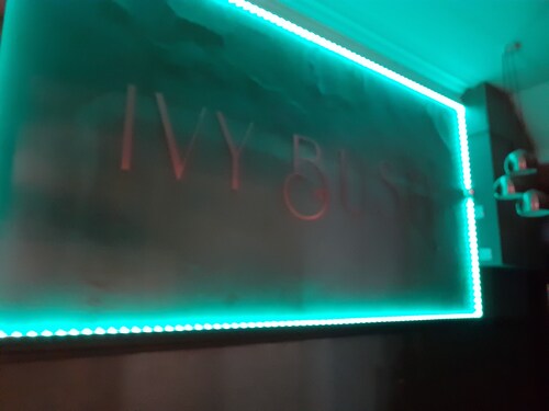 Inviting 3-bed Apartment in Swansea