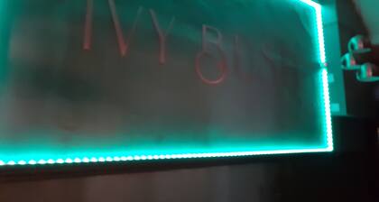 Inviting 3-bed Apartment in Swansea