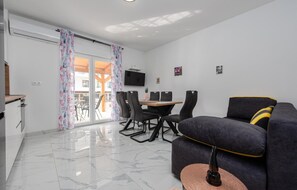 Interior - Gorgeous home in Zadar (Zadar)