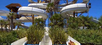 Lovely Cobalt apartment 100 meters from the sea