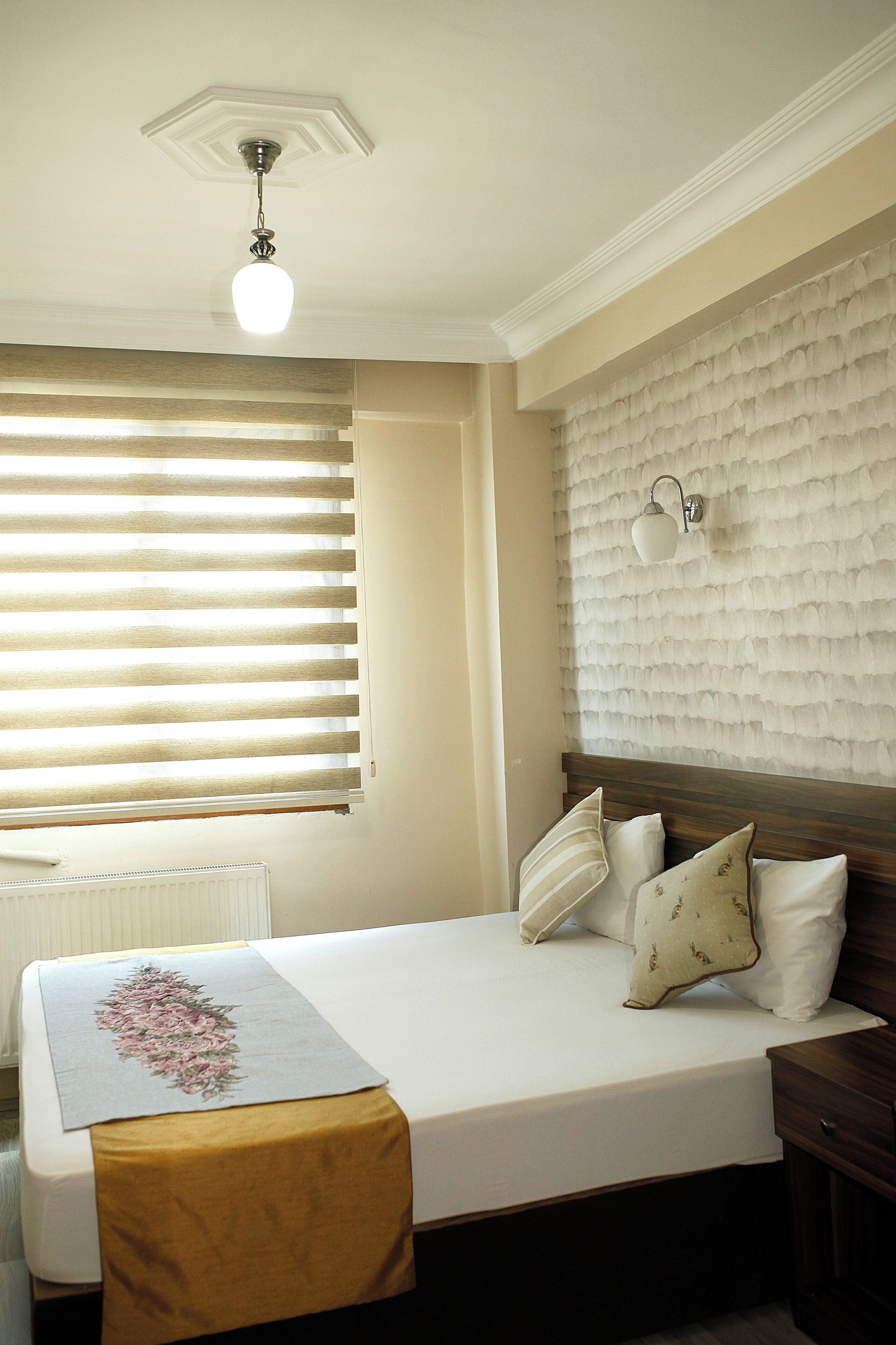 Sábanas de algodón egipcio, ropa de cama de alta calidad y minibar 