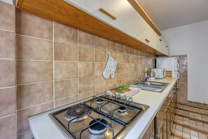 Familienapartment, Mehrere Schlafzimmer (Green Hill Zagreb - Apartment Zen) | Eigene Küche