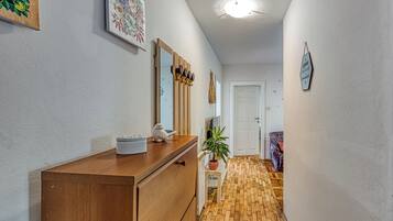 Familienapartment, Mehrere Schlafzimmer (Green Hill Zagreb - Apartment Zen) | Innenbereich