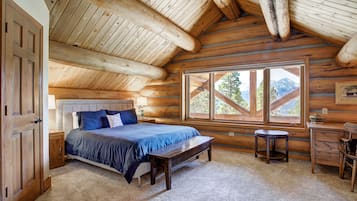4 habitaciones, tabla de planchar con plancha, cuna de viaje y wifi